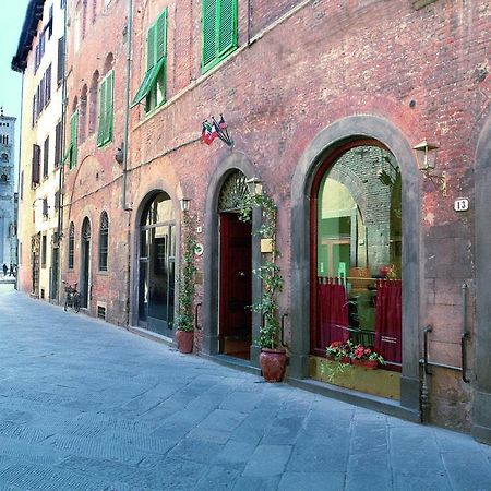 Piccolo Hotel Puccini ลุคคา ภายนอก รูปภาพ