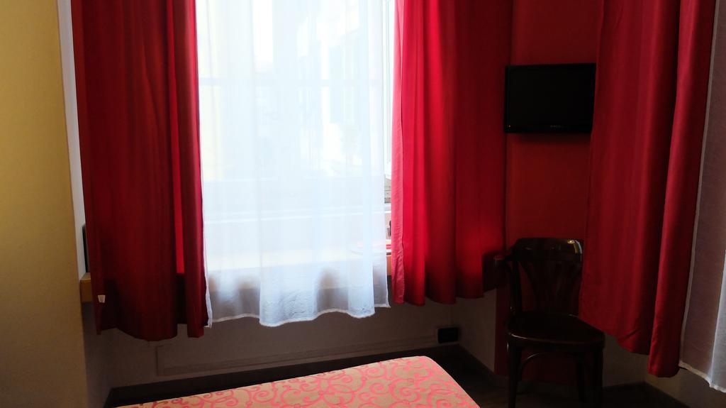 Piccolo Hotel Puccini ลุคคา ภายนอก รูปภาพ