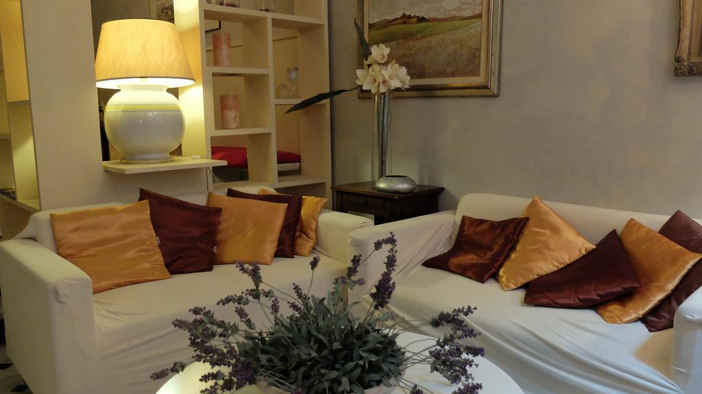 Piccolo Hotel Puccini ลุคคา ภายนอก รูปภาพ